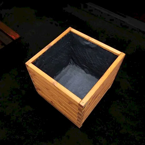 Emprenyeli Kahverengi Dış Mekan Büyük Ahşap Saksı I UygunAhşap